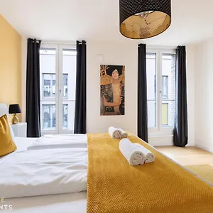  Apartment New! Pineapple Altstadt Ii