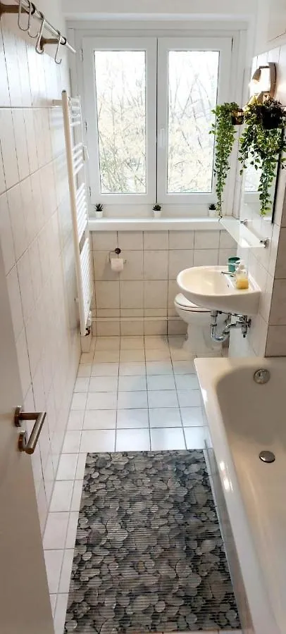 Helles Apartment Mit Balkon Am Grossen Garten Nahe Stadtzentrum Dresden