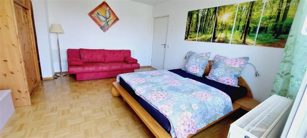 Helles Apartment Mit Balkon Am Grossen Garten Nahe Stadtzentrum Dresden